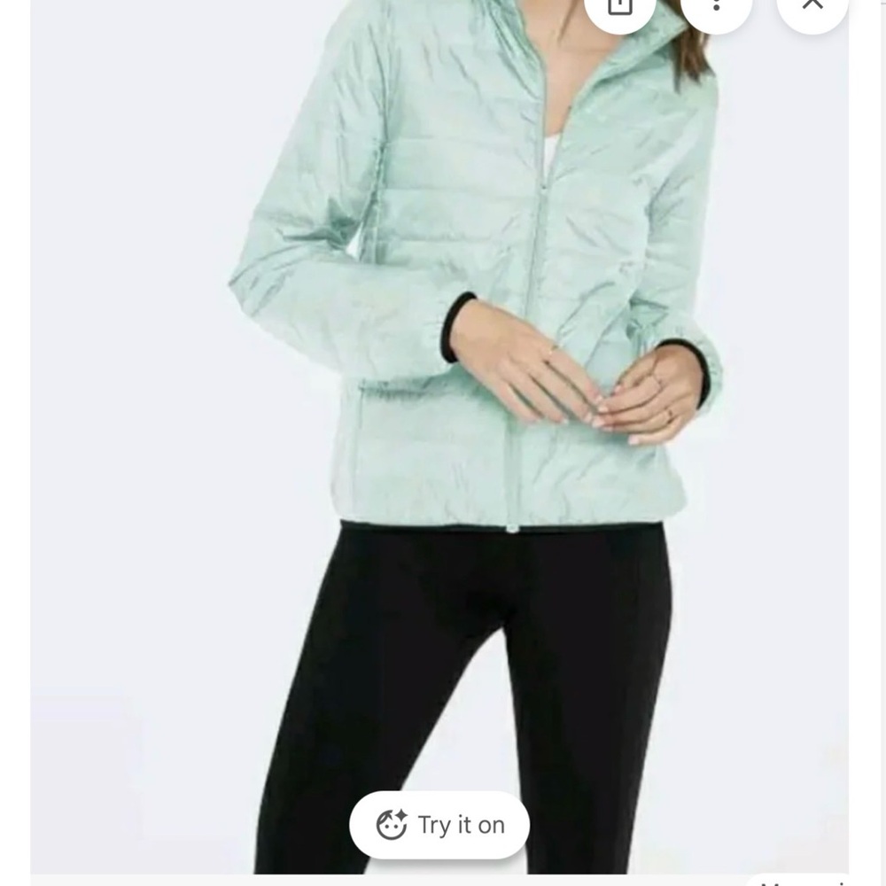 Pink by Victoria Secret Women's Light Green Puffer Jacket